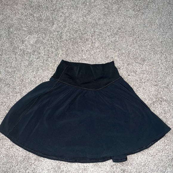 AERIE TENNIS SKIRT - Picture 2 of 4